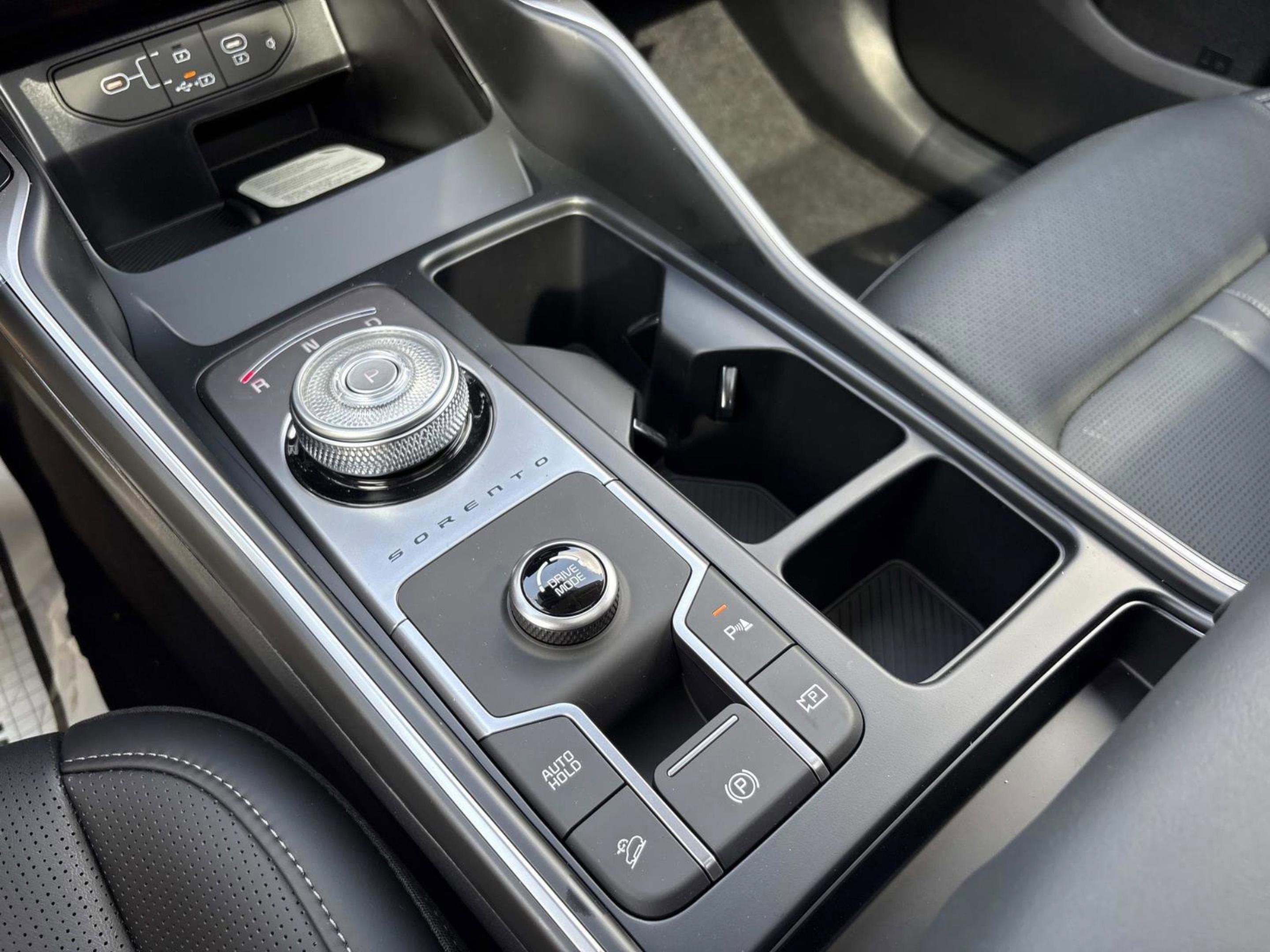 New 2026 Interstellar Gray Kia EX image 28