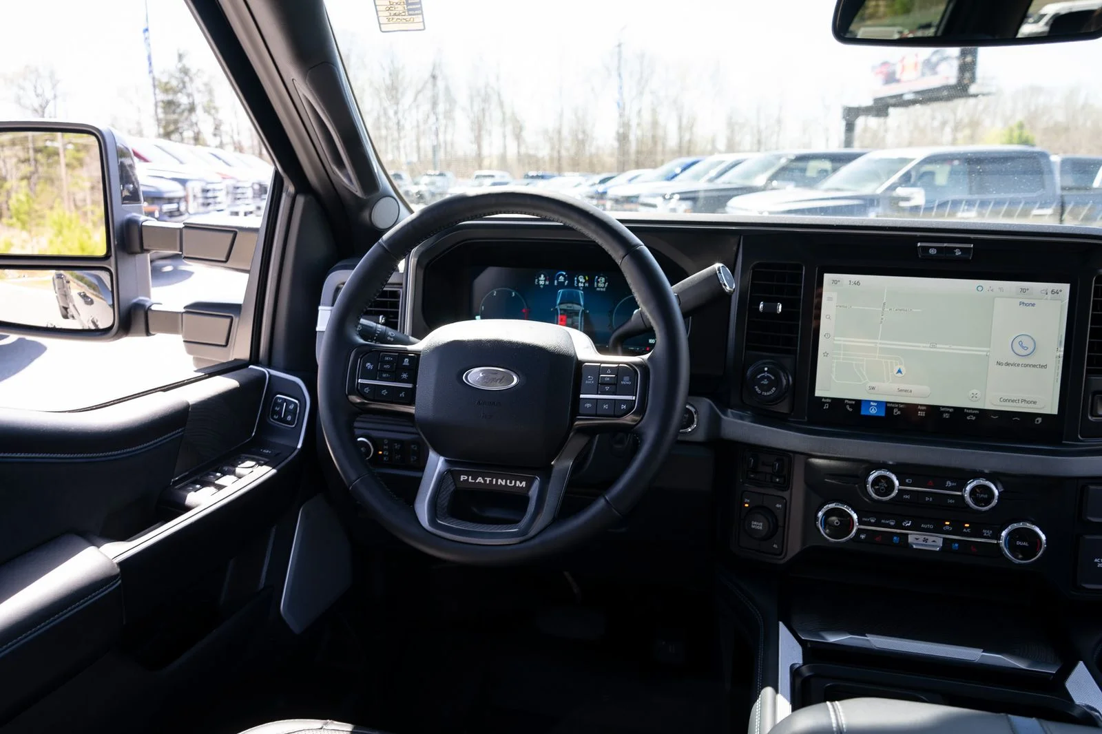 2025 Ford F-450 Super Duty Platinum - Photo 36