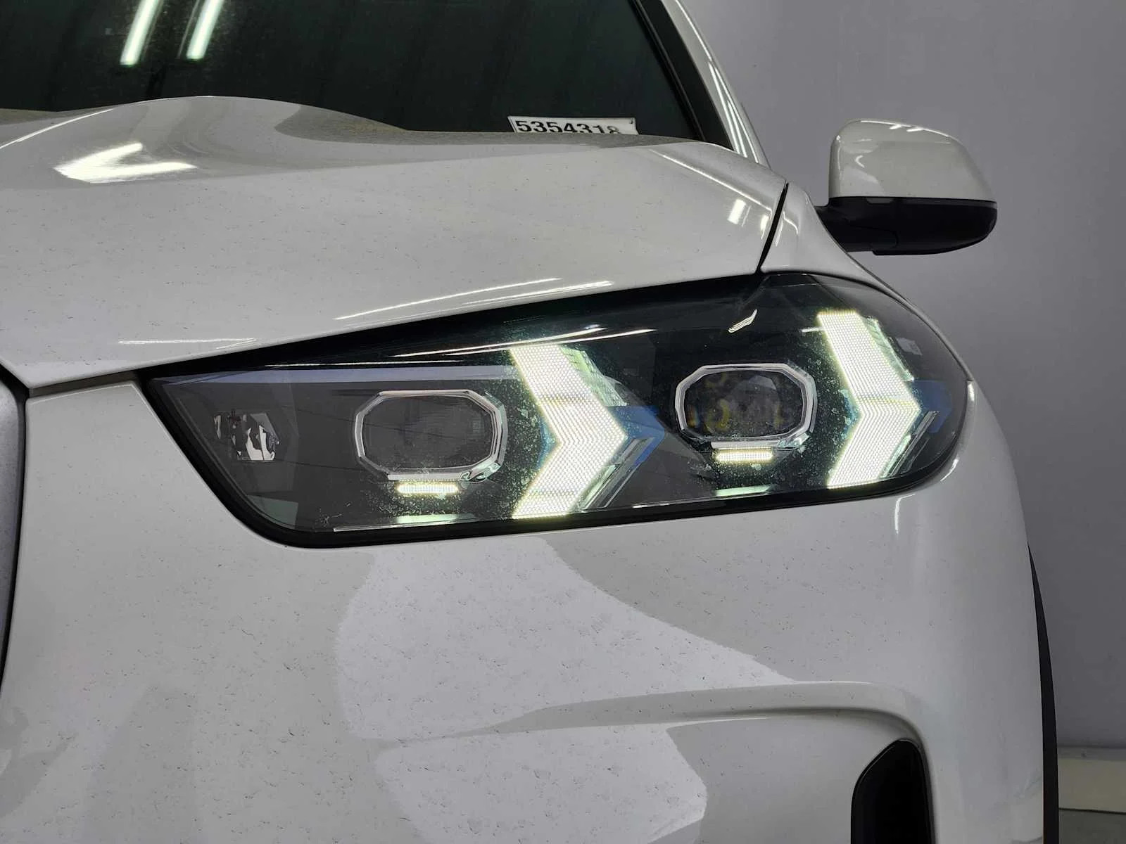 Certified Used 2026 Alpine White BMW sDrive40i image 5