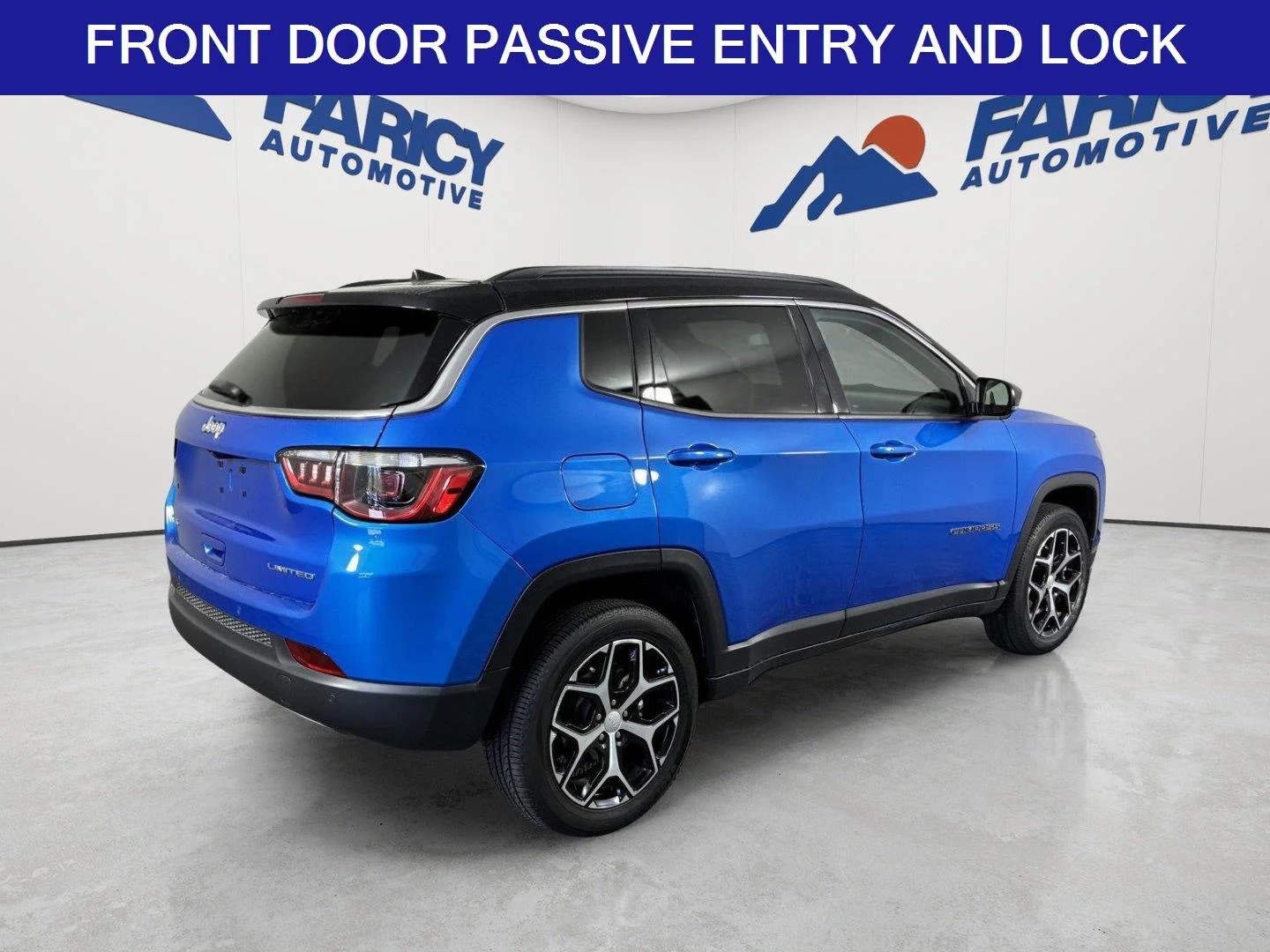 Used 2024 Hydro Blue Pearlcoat Jeep Limited image 5