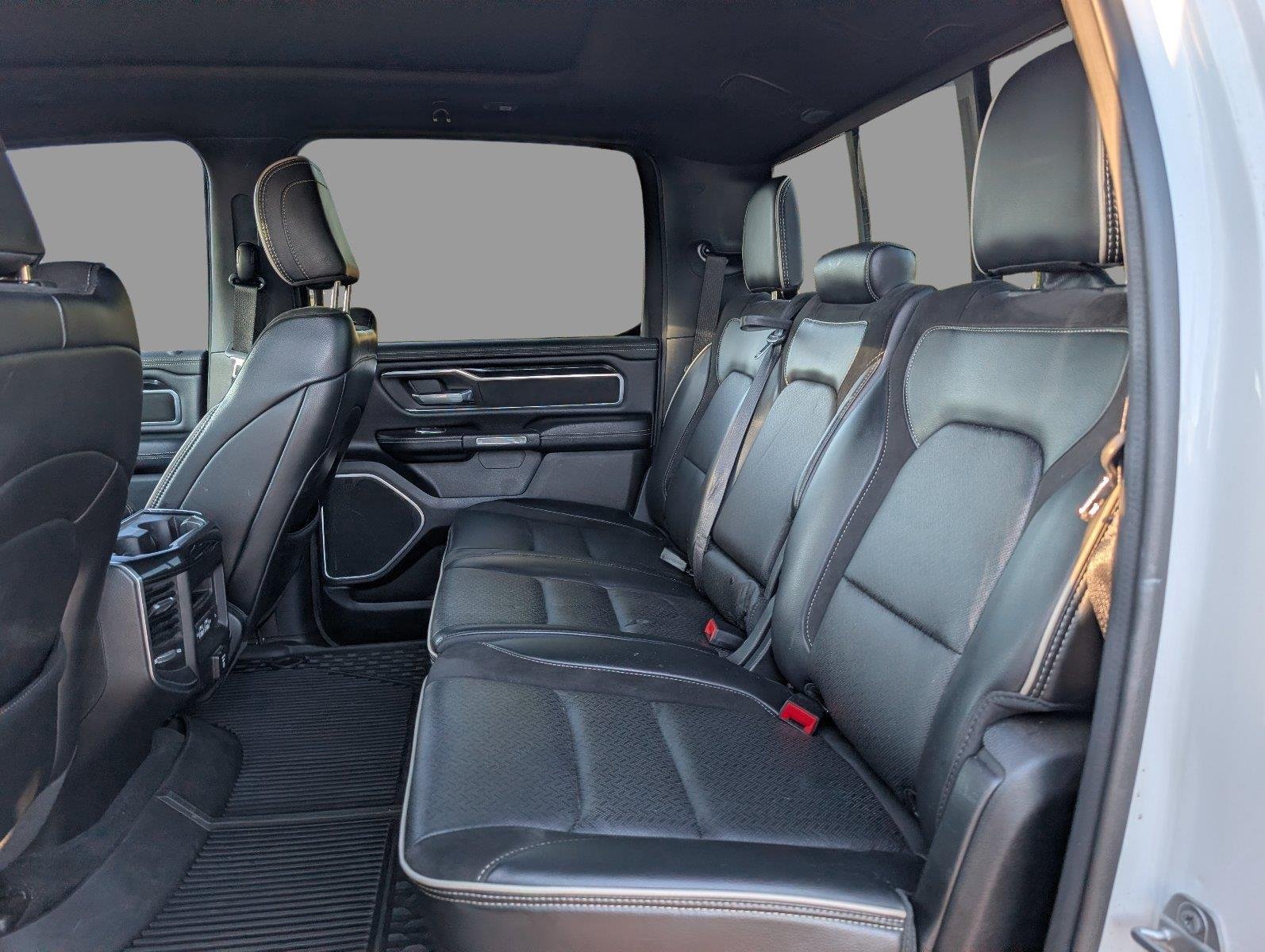 Photo 34