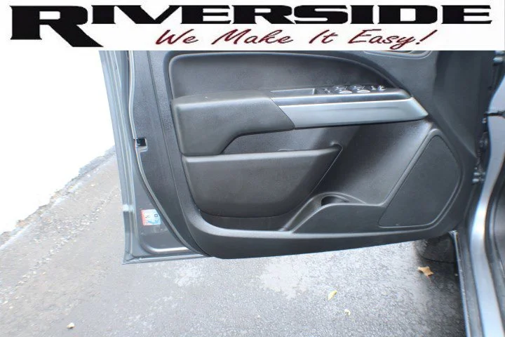 Used 2022 Satin Steel Metallic Chevrolet LT image 6