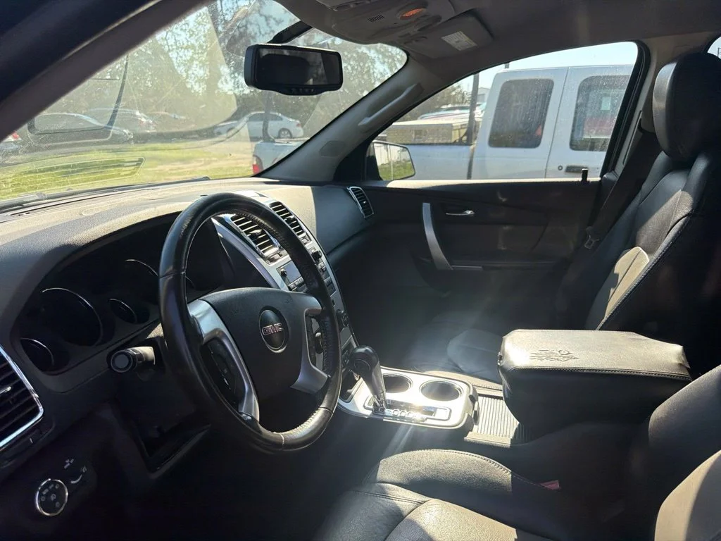 Used 2010 Brown GMC SLE image 13