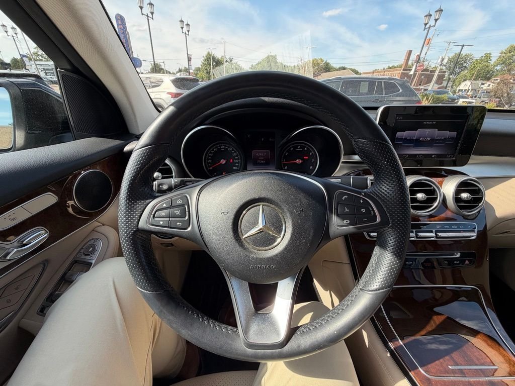 Used 2018 Black Mercedes-Benz GLC 300 image 10