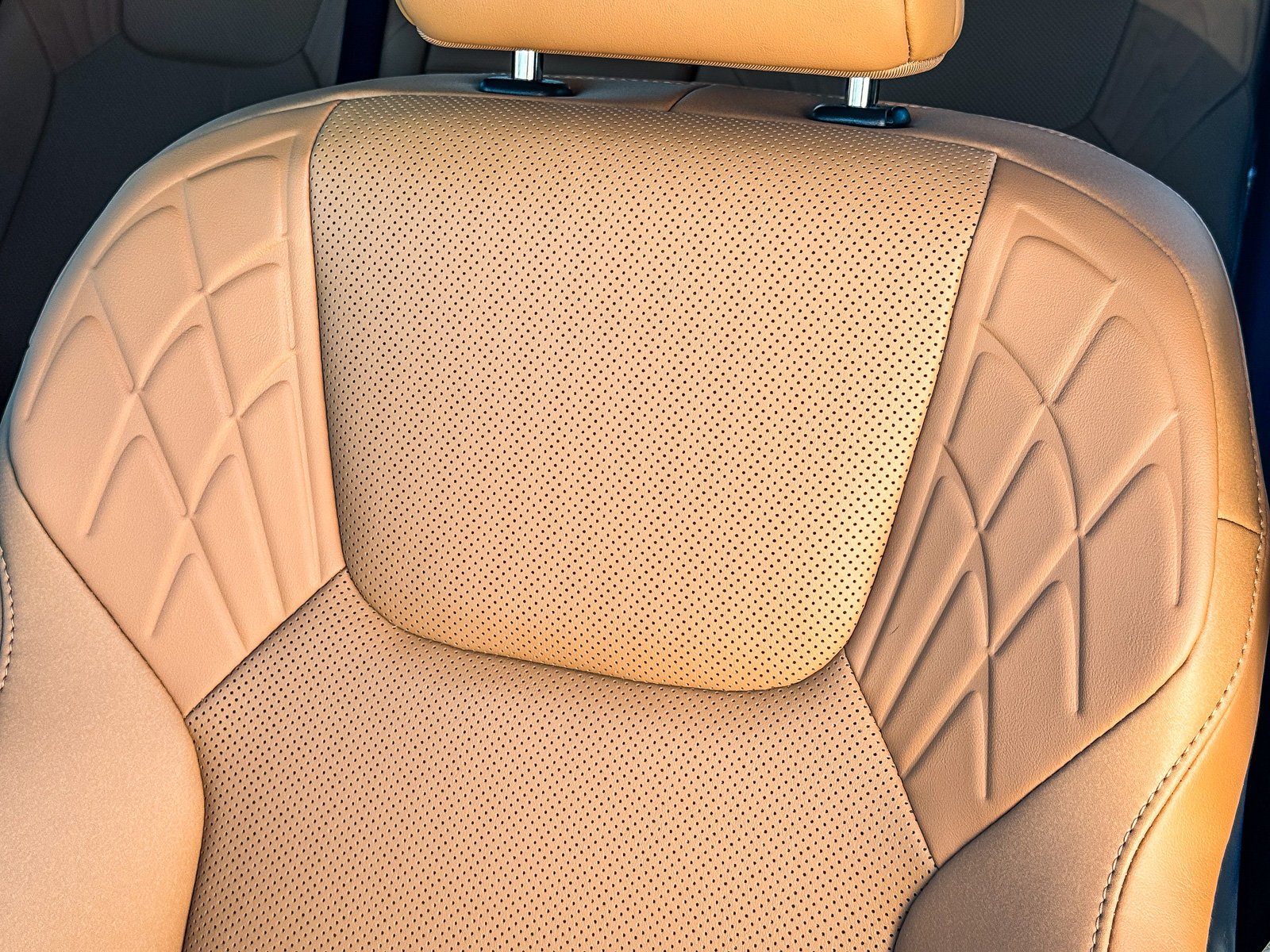 New 2026 Iridium Lexus RX 450h+ PREMIUM AWD image 27