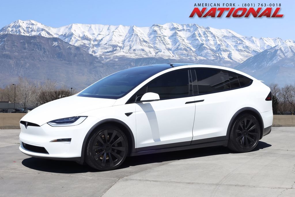 2022 Tesla Model X Plaid's photo