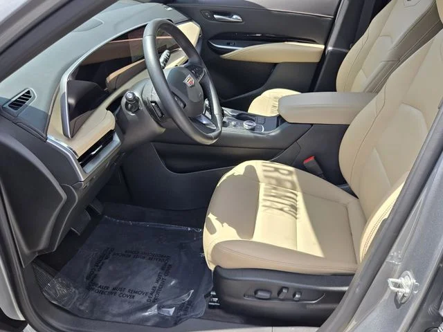 Used 2024 Silver Cadillac Luxury image 10