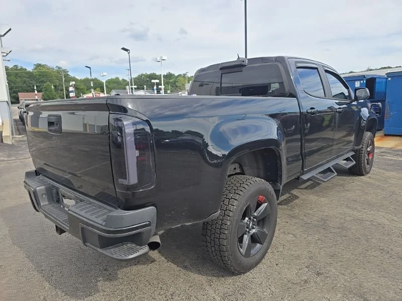 Used 2015 Black Chevrolet Z71 image 8