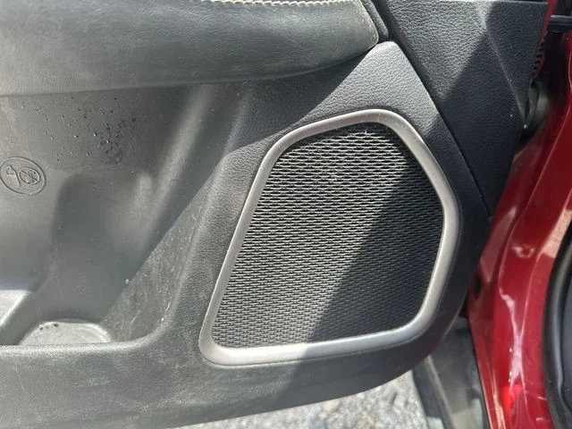 Used 2019 Red Jeep Latitude image 24