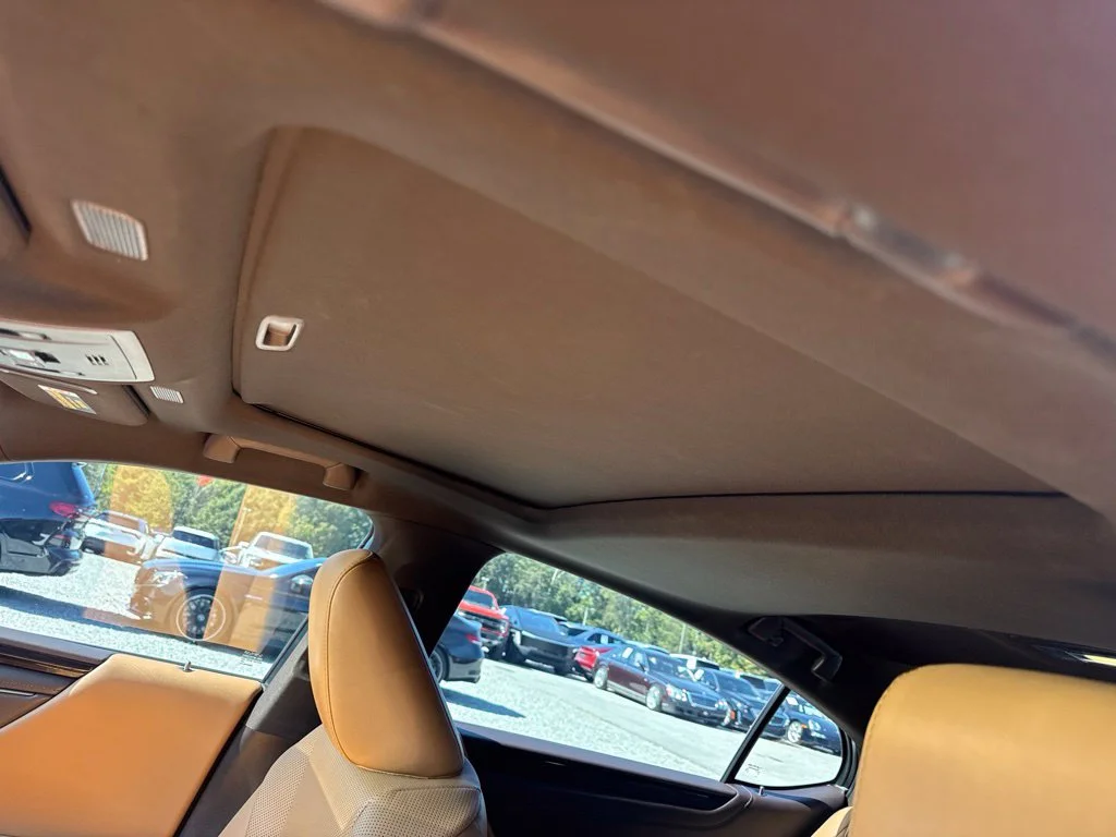 Used 2021 Black Lexus 350 image 4