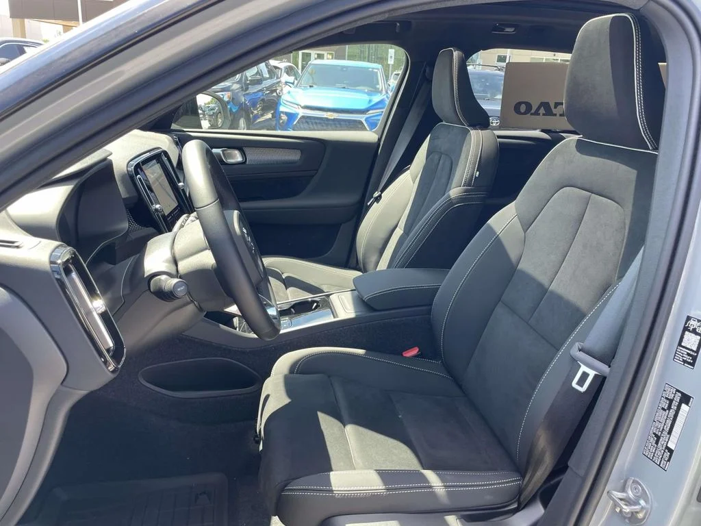 New 2026 Vapour Grey Volvo Ultra image 7
