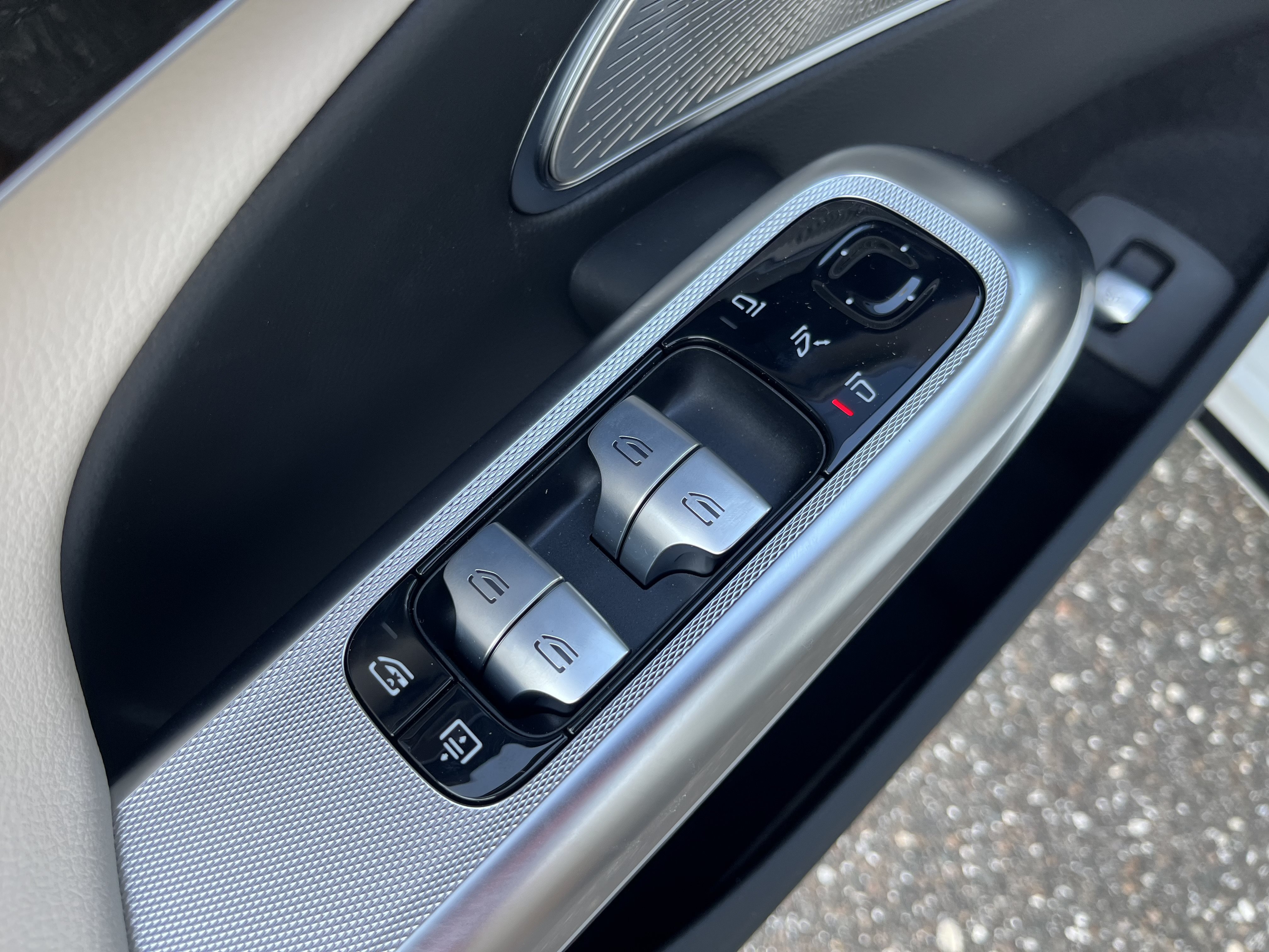New 2027 POLAR WHITE Mercedes-Benz E 350 image 14