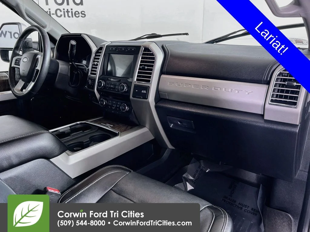 Used 2017 Shadow Black Ford Lariat image 29