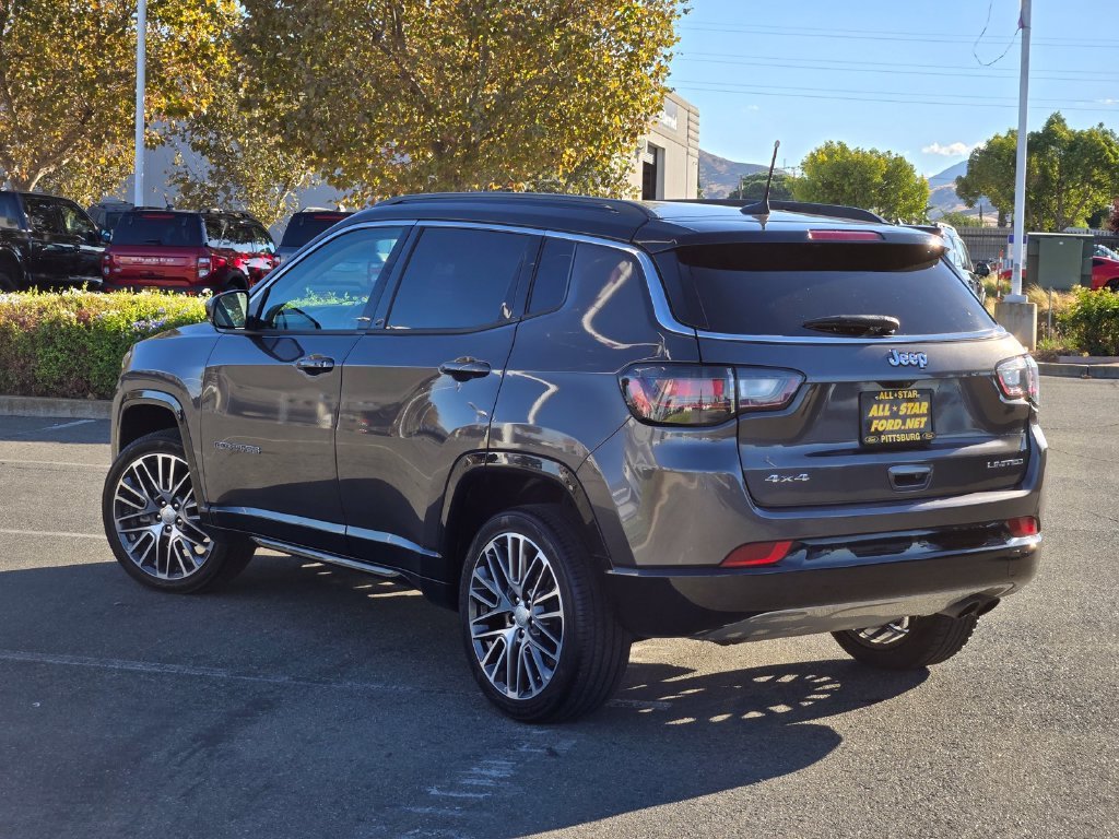 Used 2022 Gray Jeep Limited image 6