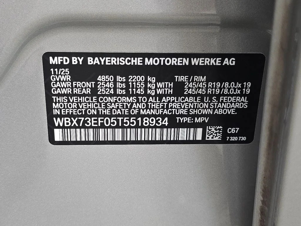 Used 2026 Space Silver Metallic BMW xDrive28i image 34