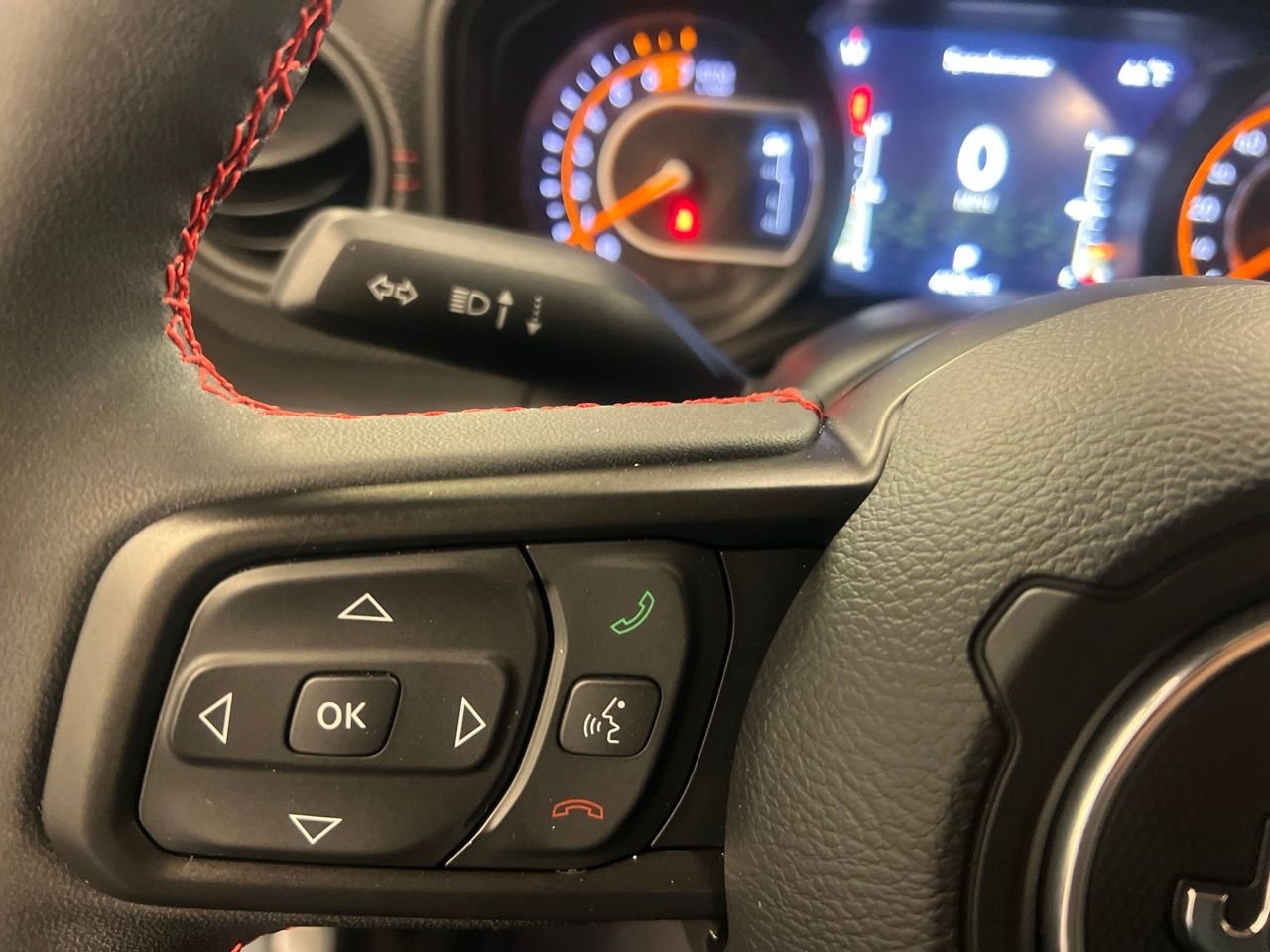 Used 2024 White Jeep Rubicon image 29