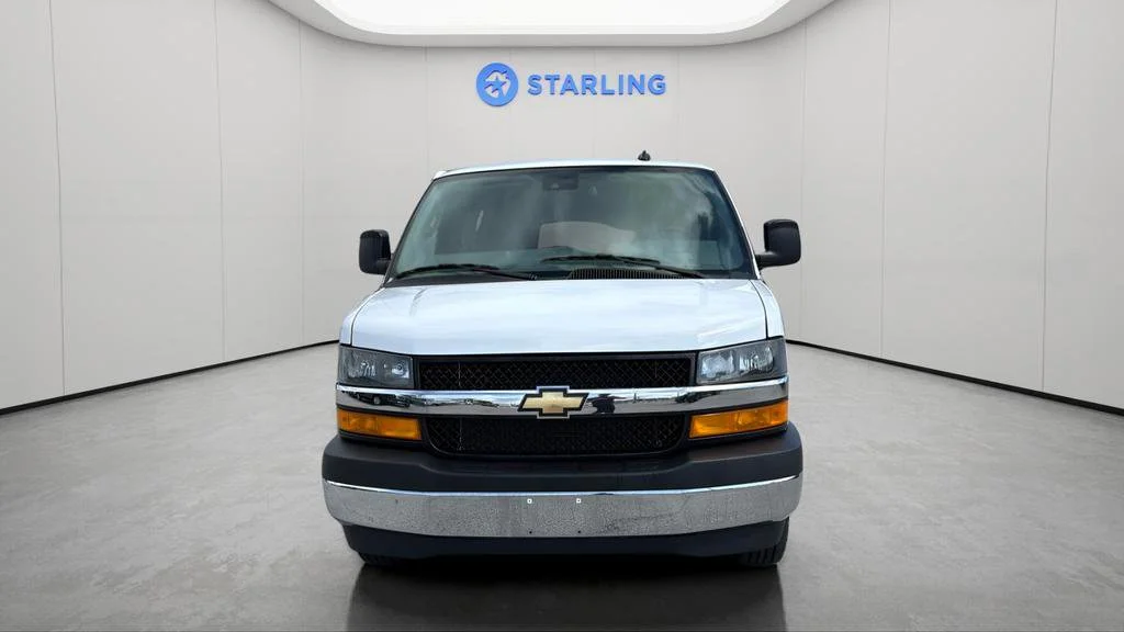 Used 2025 Summit White Chevrolet 1LT image 15