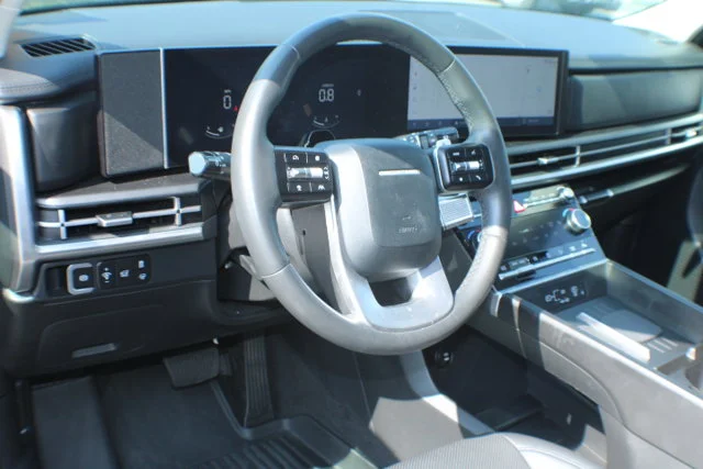 Used 2024 Phantom Black Hyundai XRT image 8