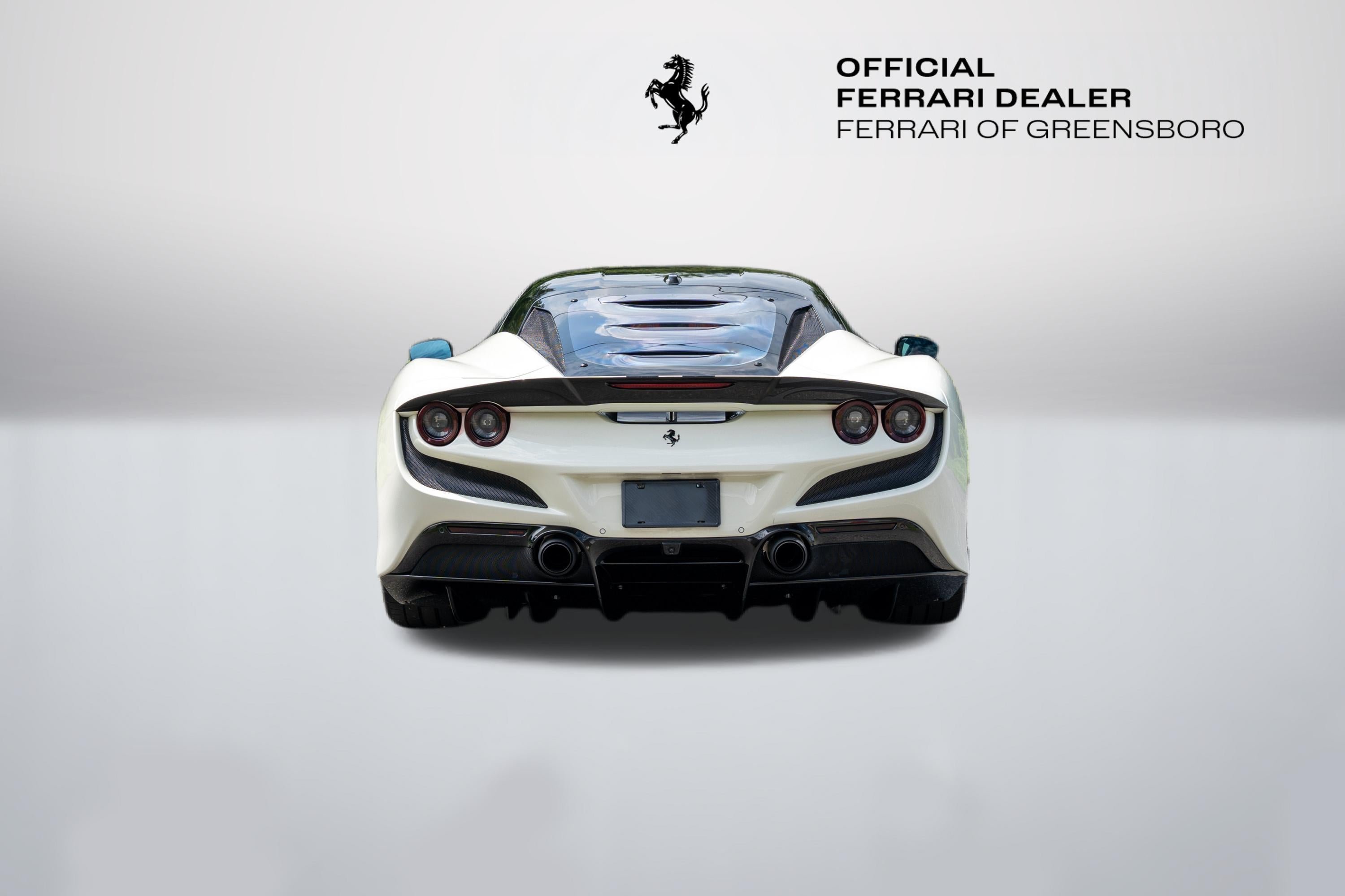 Used 2022 Bianco Avus Ferrari  image 8