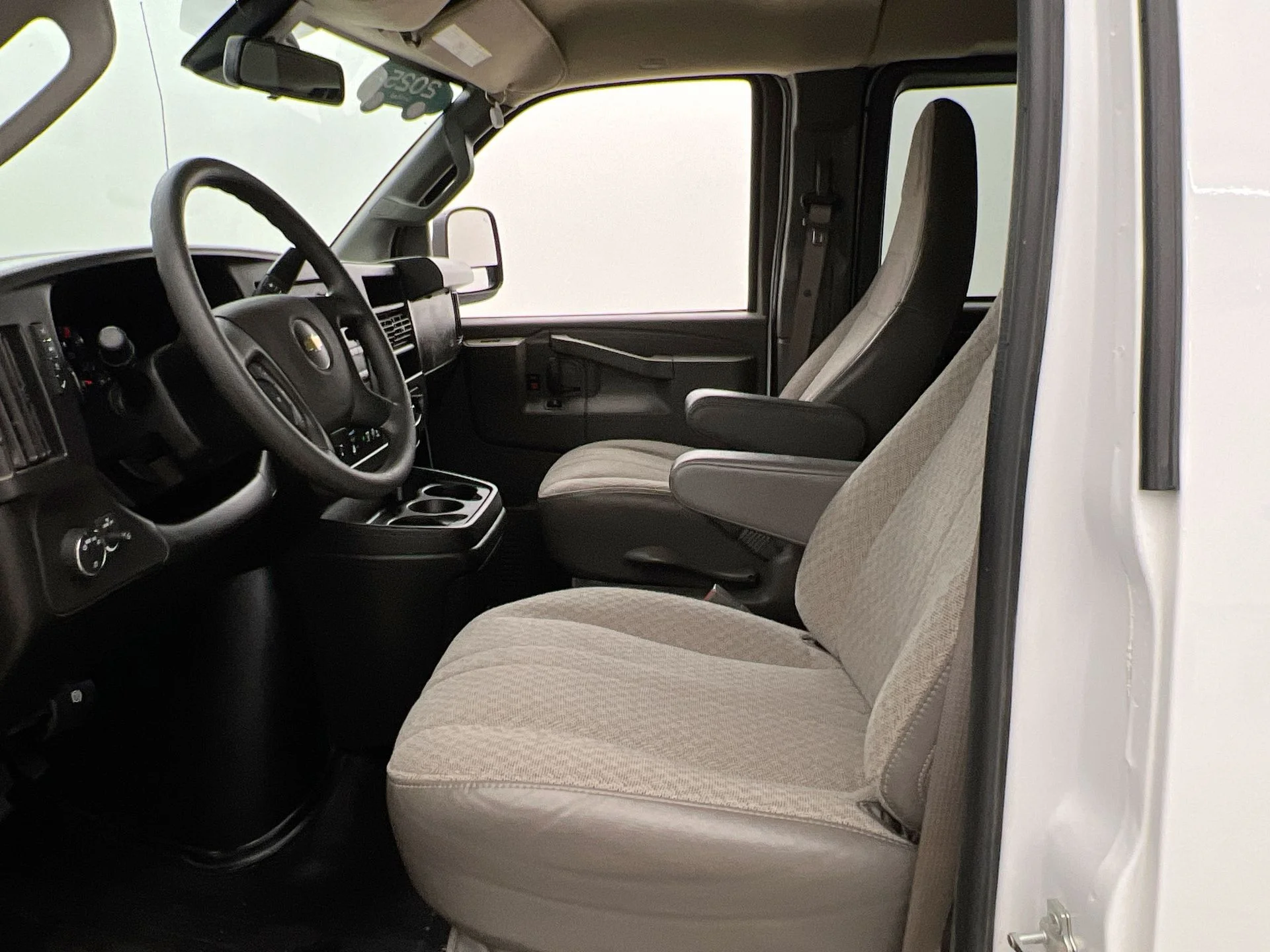 Certified Used 2025 White Chevrolet LT image 9