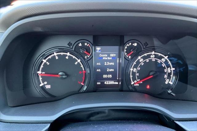 Certified Used 2022 MAGNETIC GRAY MET. Toyota  image 22