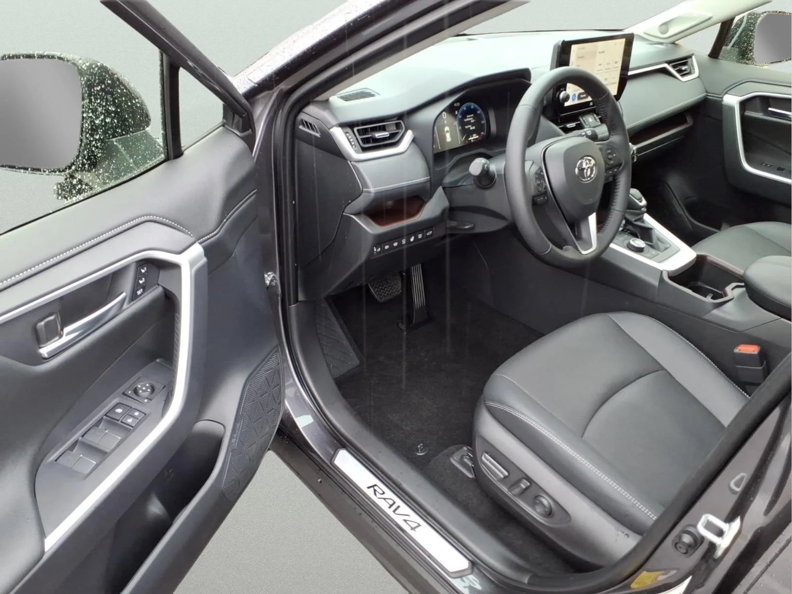 Used 2025 Gray Toyota Limited image 10
