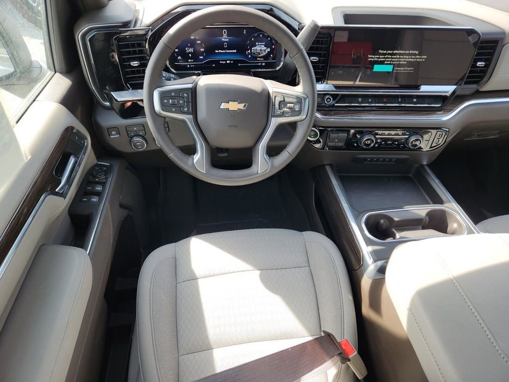2025 Chevrolet Silverado 3500 HD LT - Photo 8