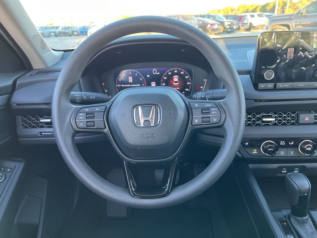 2025 Honda Accord SE - Photo 16