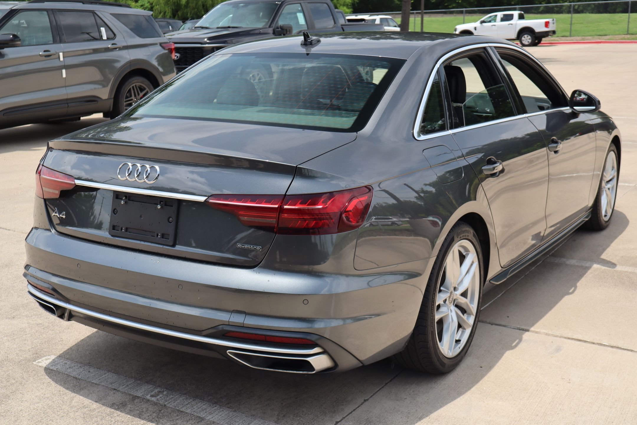 Used 2023 Daytona Gray Pearl Effect Audi 45 S line Premium image 3