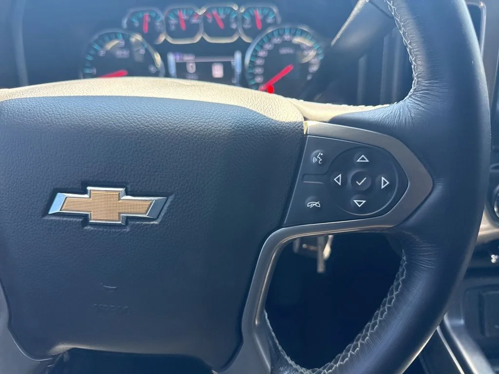 Used 2018 Blue Chevrolet High Country image 18