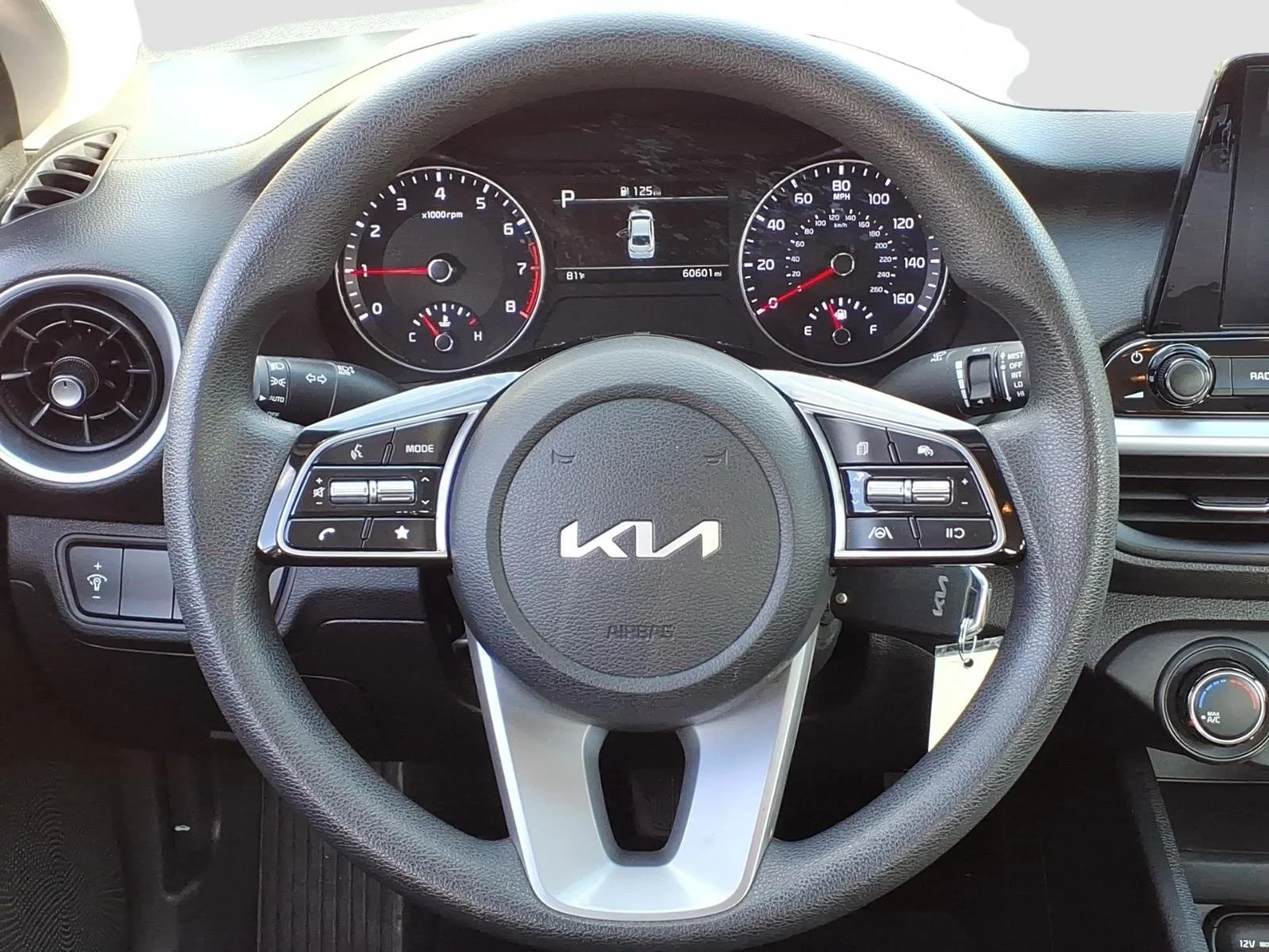 Used 2023 Gravity Gray Kdg Kia LXS image 23