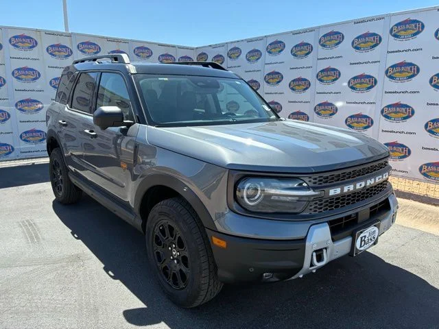 New 2026 Carbonized Gray Metallic Ford Badlands image 2