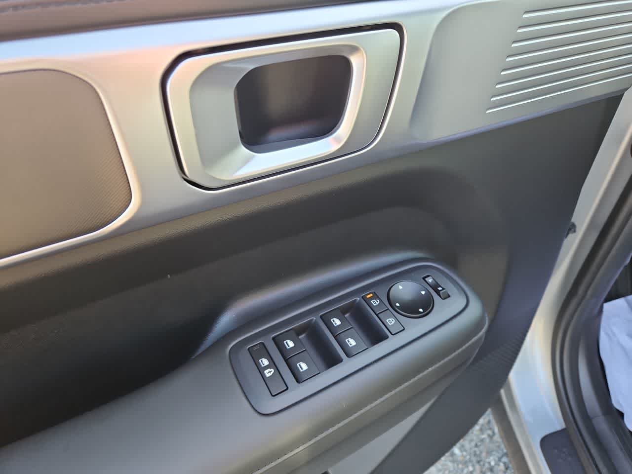 2026 Hyundai Santa Fe SEL - Photo 13