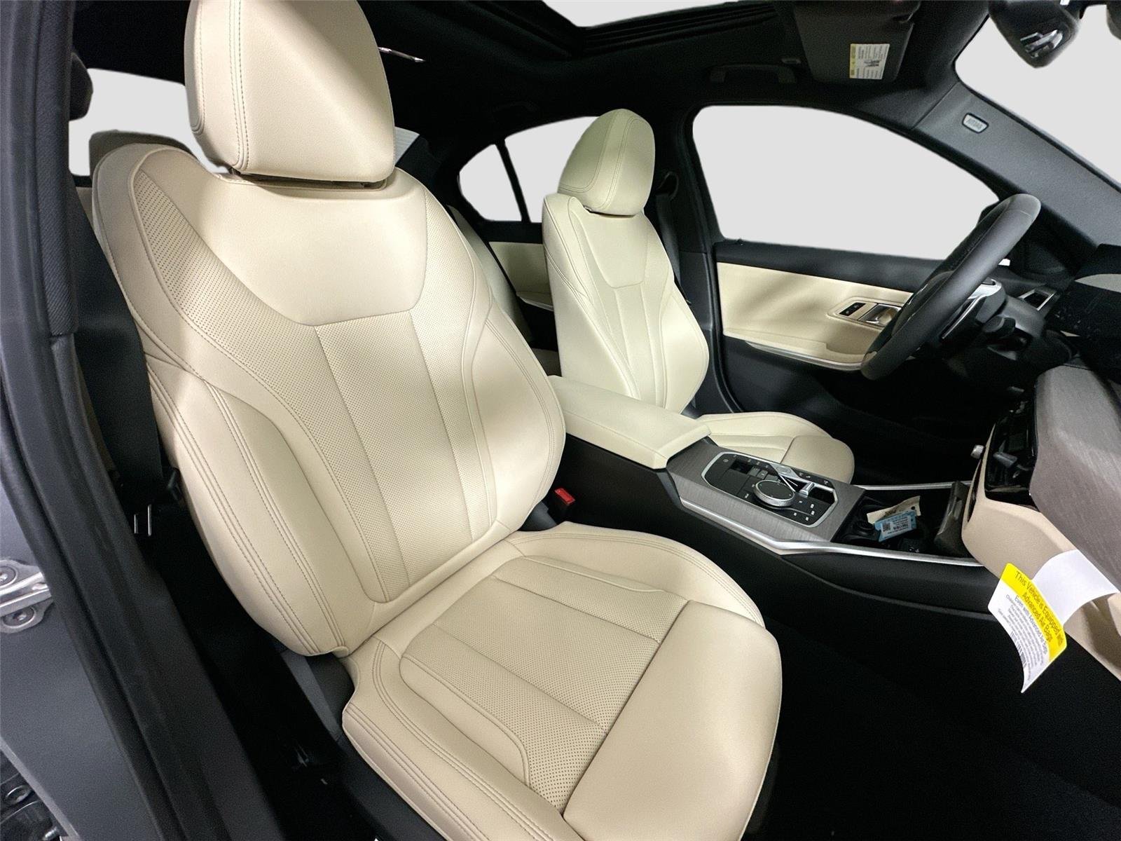 2026 BMW 3 Series 330i - Photo 28