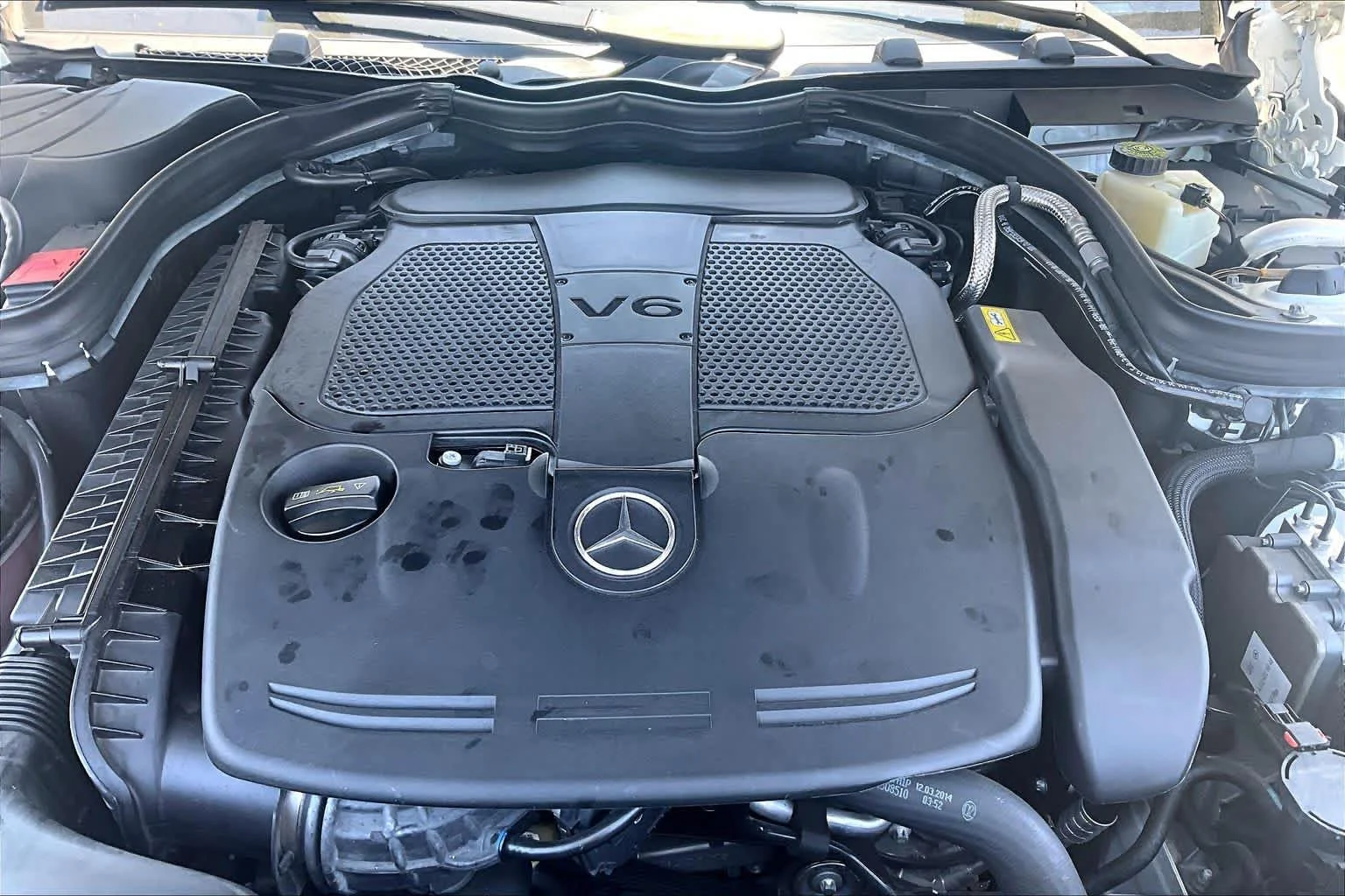 Used 2014 Polar White Mercedes-Benz E 350 image 30
