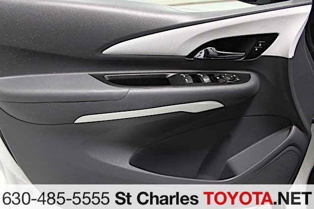 Used 2020 White Chevrolet EV LT image 14