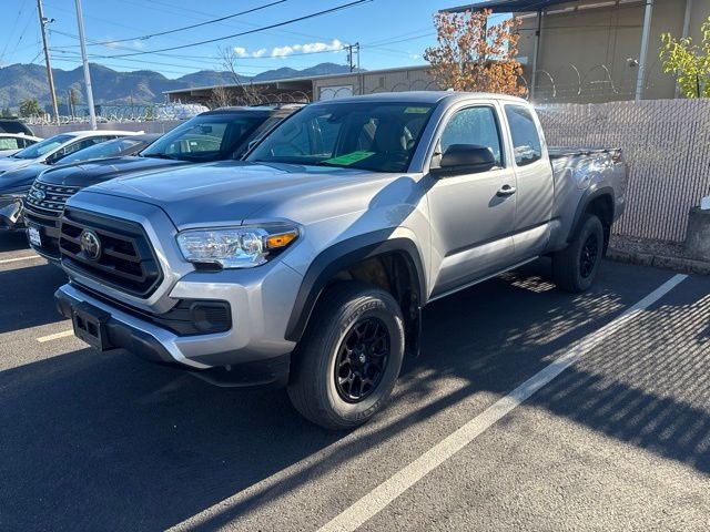Used 2021 Silver Toyota SR image 4
