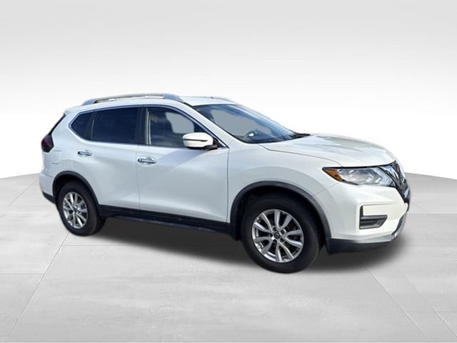 Used 2020 White Nissan SV image 2