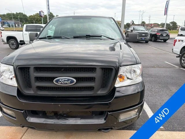 Used 2005 Black Clearcoat Ford FX4 image 2