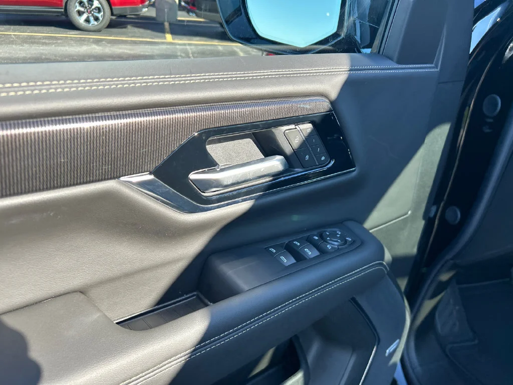 2027 GMC Yukon Elevation - Photo 17