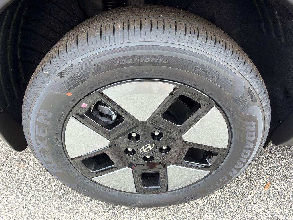 New 2026 Silver Hyundai SE image 17