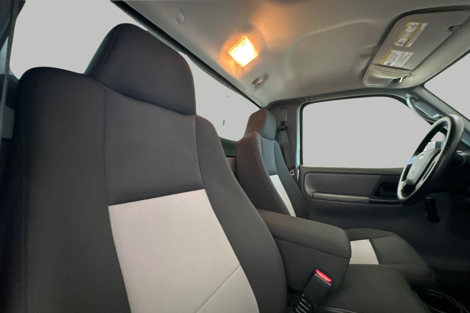 Used 2009 Silver Ford  image 13