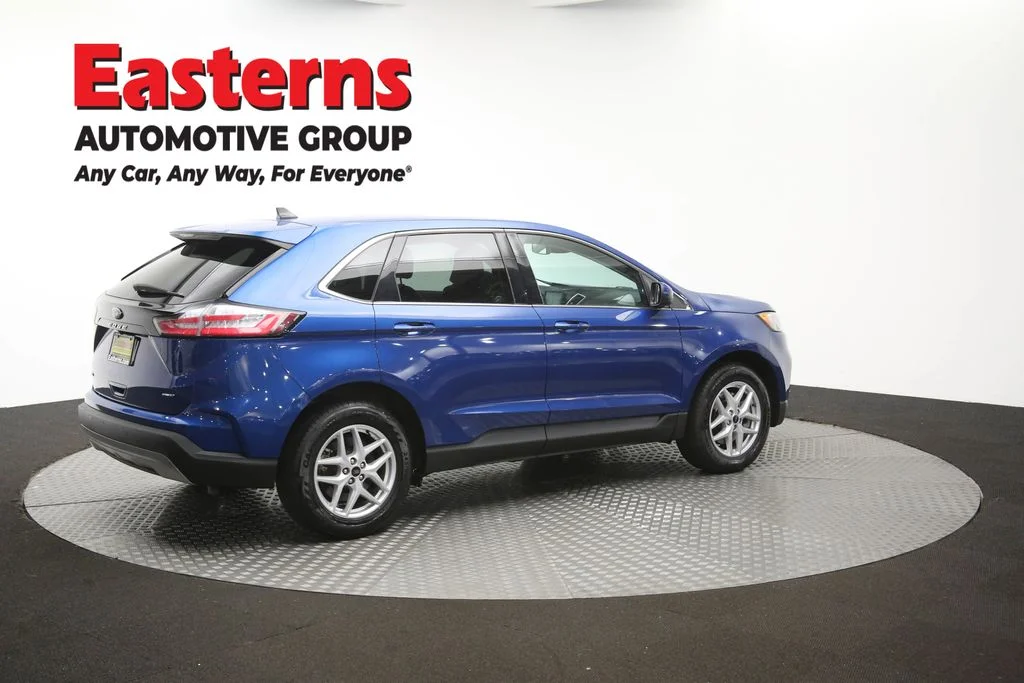 Used 2023 Blue Ford SEL image 44