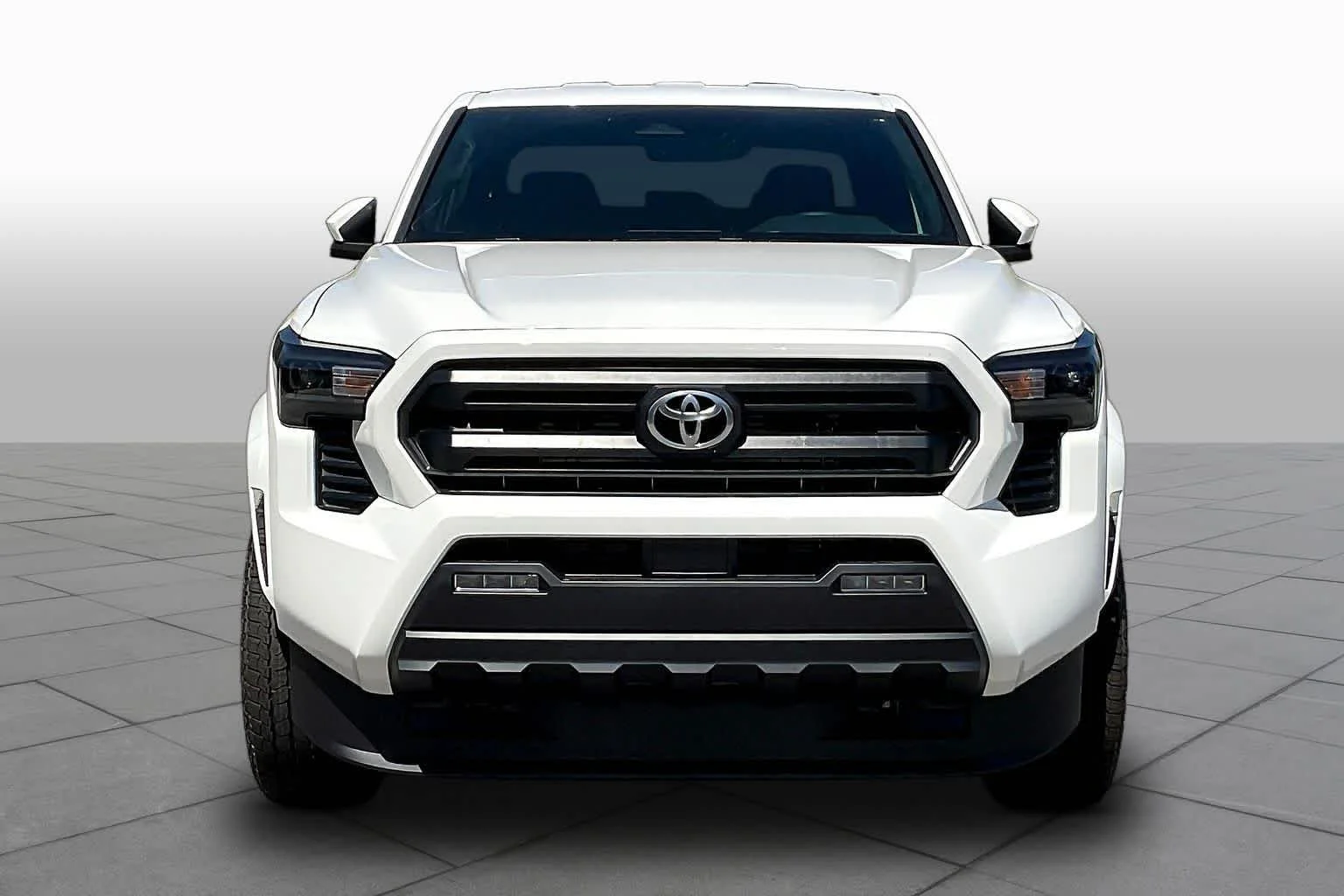 New 2026 Ice Cap Toyota SR5 image 3
