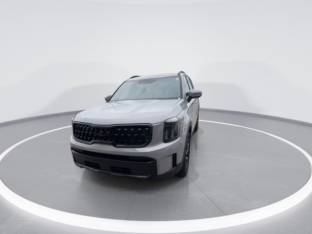 Used 2024 Gray Kia EX X-Line image 3