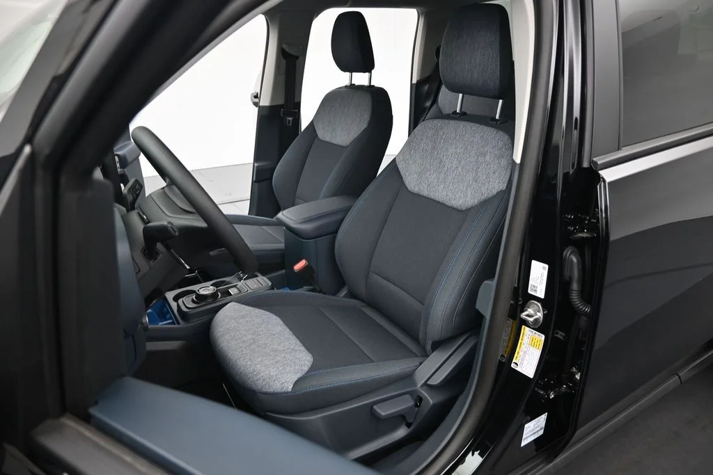 New 2026 Shadow Black Ford XLT image 8