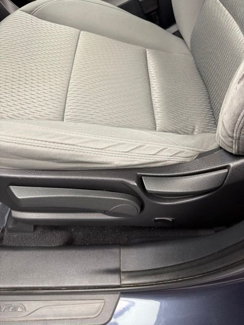 Used 2014 Blue Hyundai Base image 45