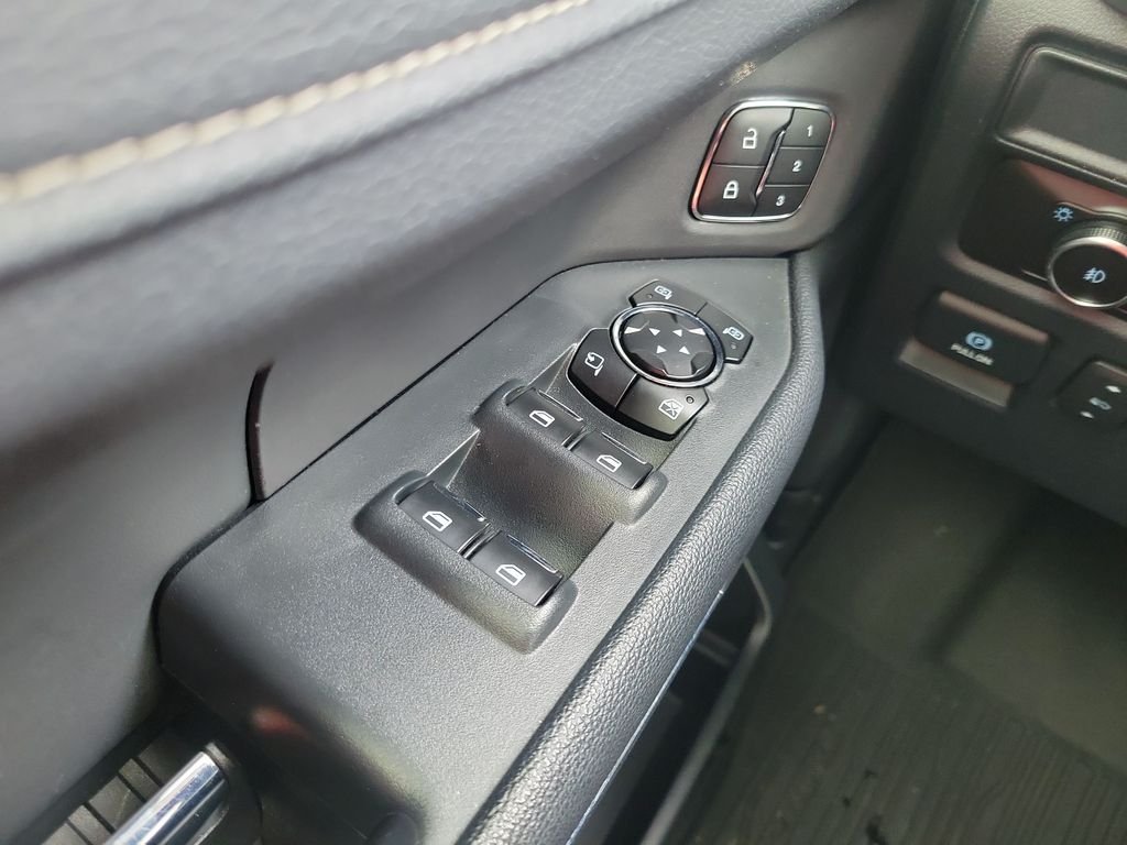 Used 2023 White Ford XLT image 14
