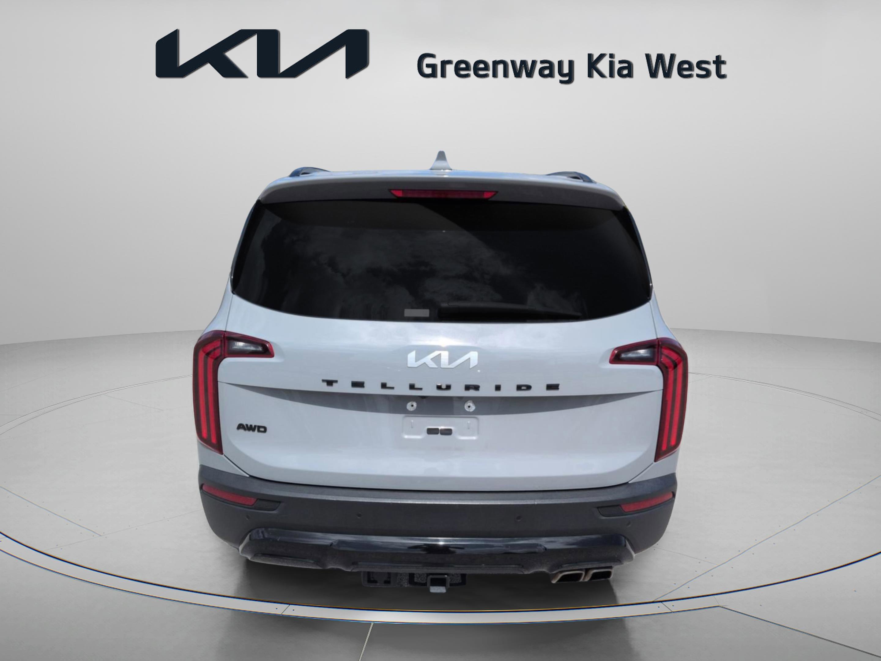 Certified Used 2022 Wolf Gray Kia SX image 7
