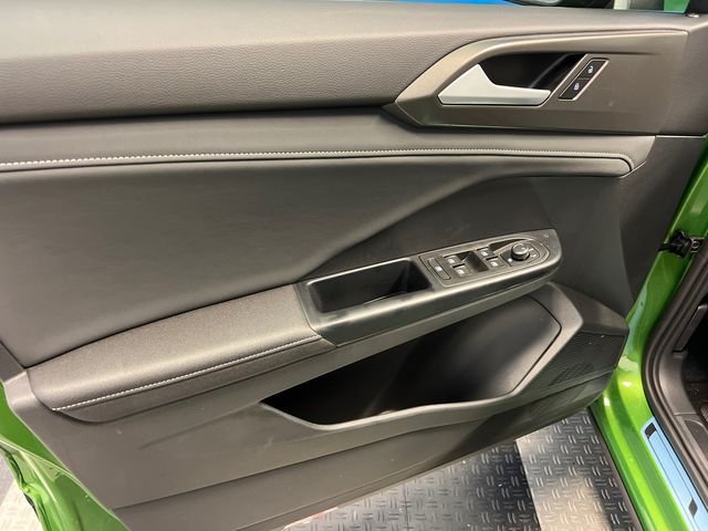 New 2026 Green Volkswagen 1.5T SE Black image 7